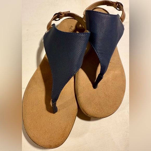 AEROSOLES Women's Navy and Tan Sandals - Picture 1 of 6